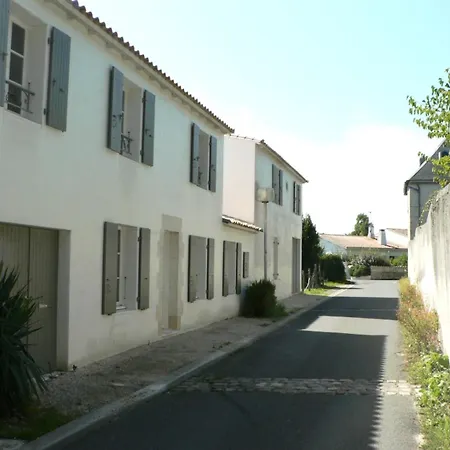 Prázdninový dům Les Glandiers 2 *